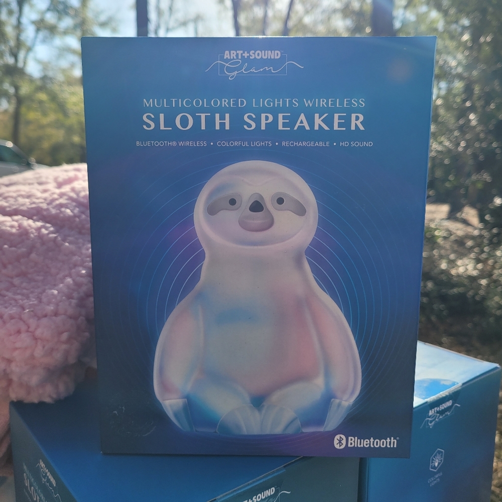 Sloth Bluetooth Wireless Multicolored Lights Speaker